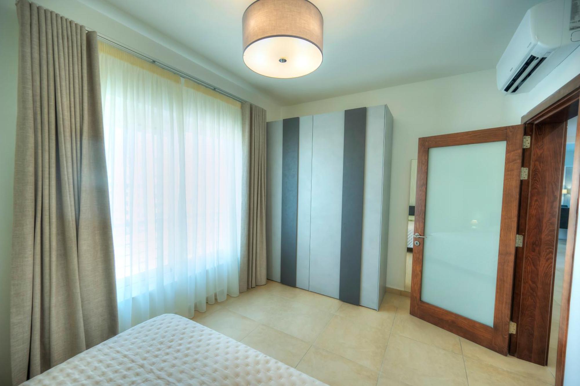 Fort Cambridge Apartments Sliema Extérieur photo